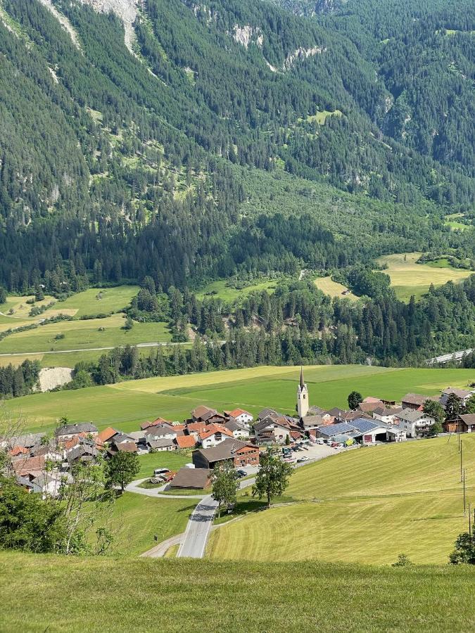 Gasthaus Beverin Farden Экстерьер фото